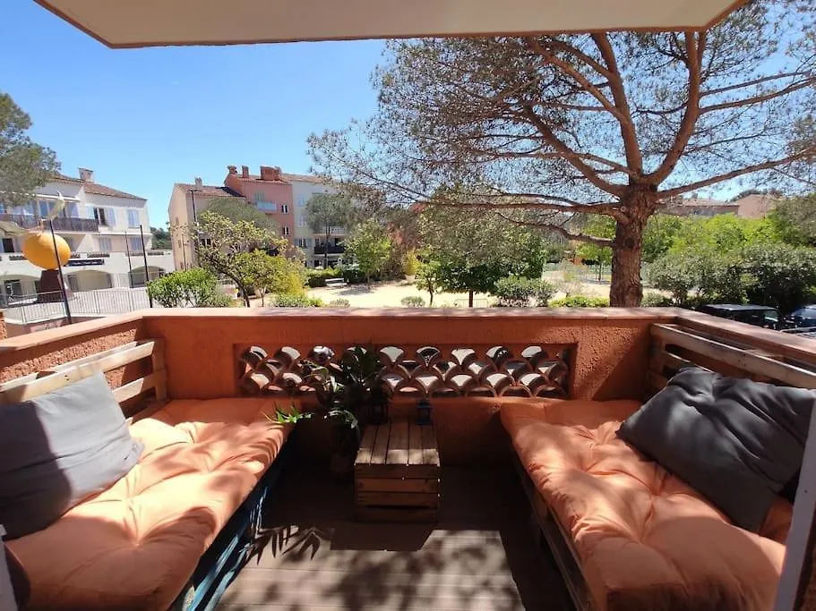 Charmant Appartement, Terrasse, Piscine, Parking Mougins